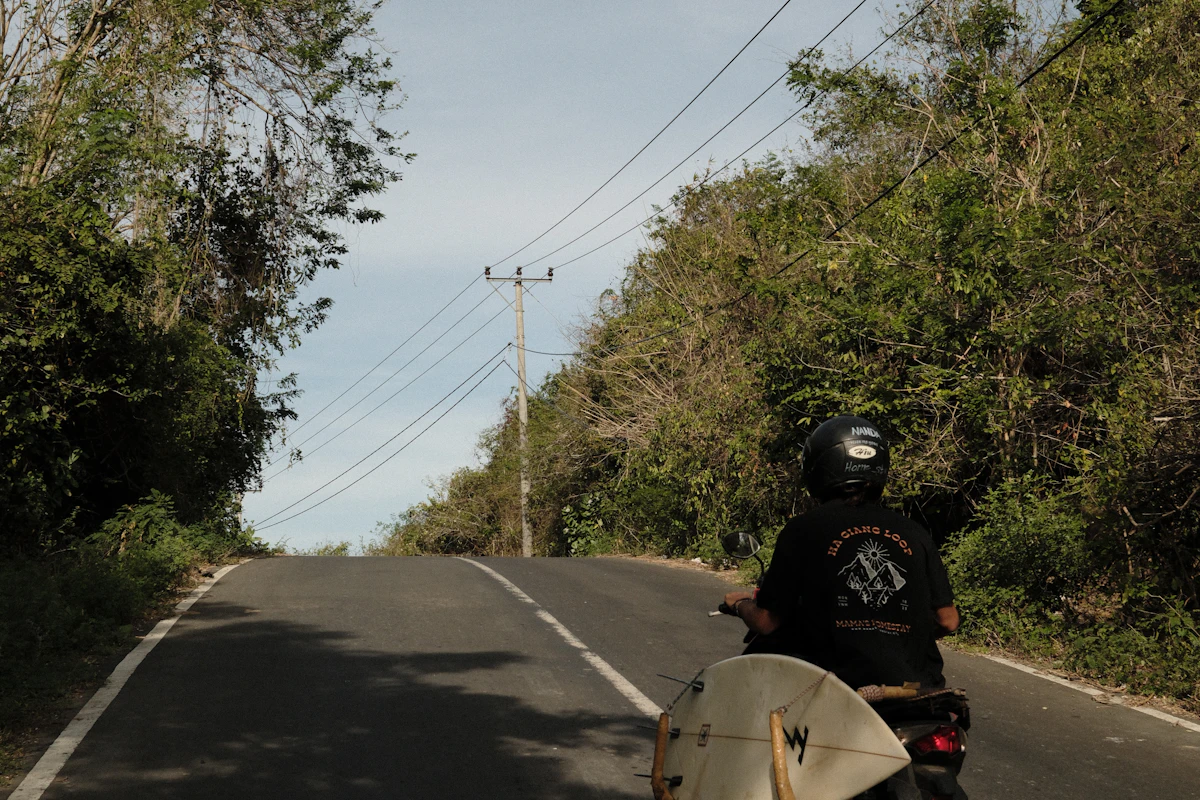 Bali Transportation Guide: Grab vs Scooter vs Driver