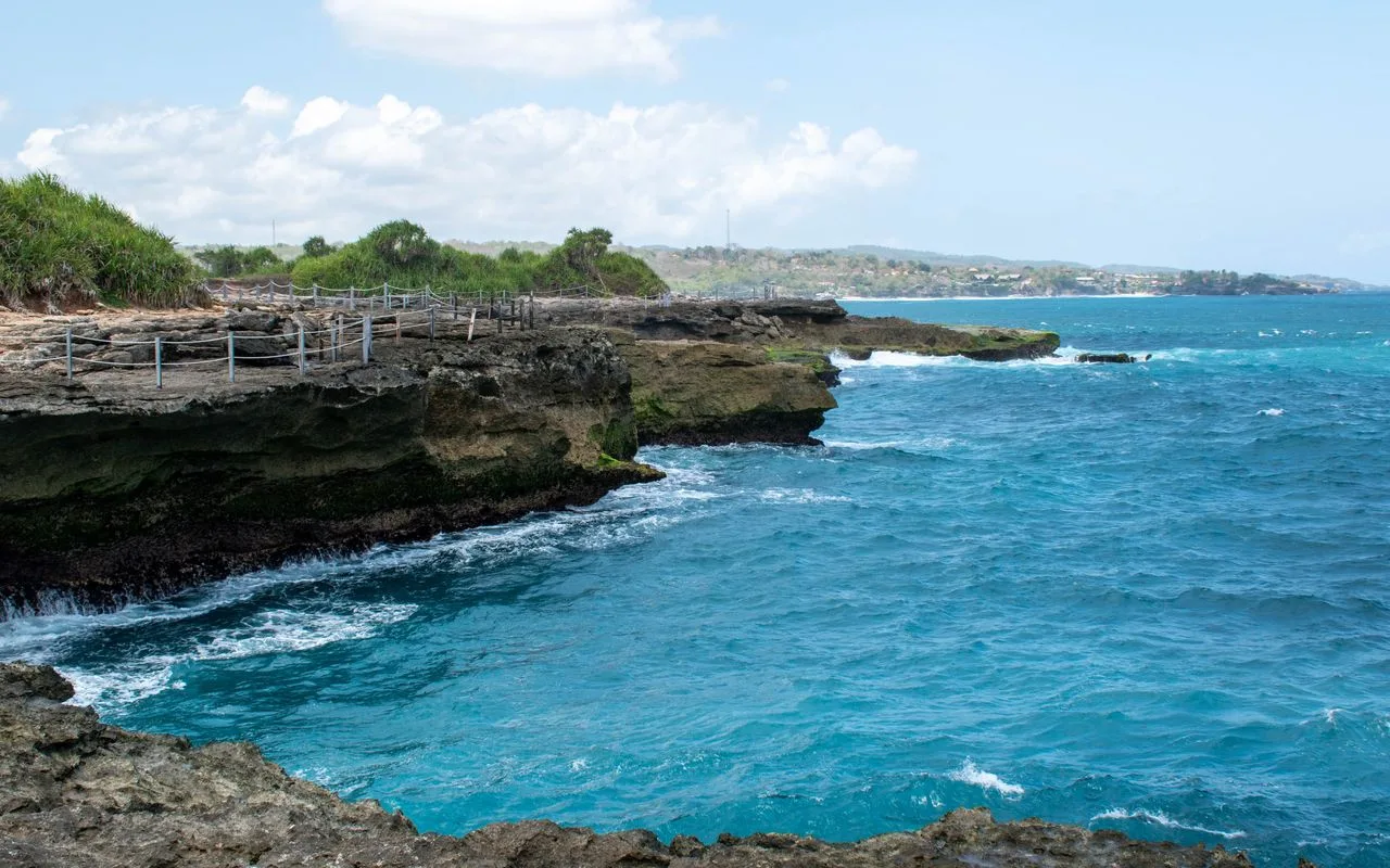 Nusa Lembongan: Wisata dari Nusa Dua